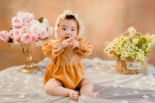 邵阳宝宝摔到后脑勺